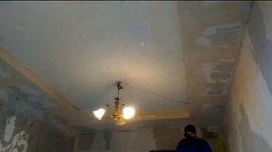Двухуровневый потолок гипсокартон и парящие натяжные потолки
