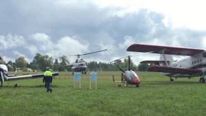 Момент крушения вертолета Ми-2 под Кировом (Аэродром «Кучаны» )