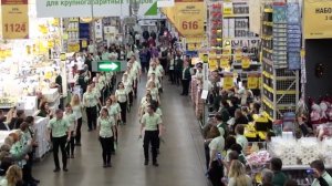 флэш моб леруа мерлен алтуфьево 10 лет