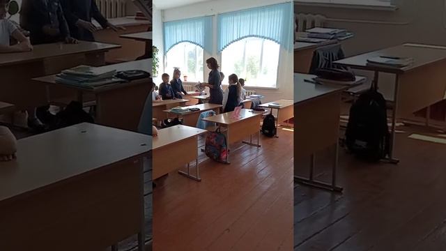 Фрагмент урока "Естествознание"1 класс смотреть онлайн