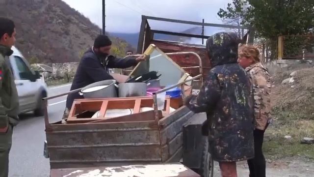 Разница между хозяином и вором. (Азербайджан и Армения) смотреть онлайн