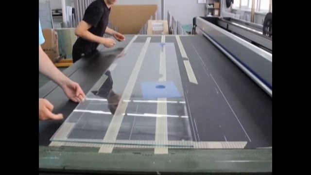 Стеклянные фартуки "Скинали" смотреть онлайн