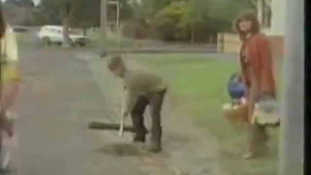 Велосипедистка смотреть онлайн