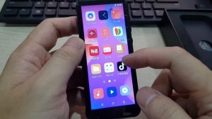 Mở hộp nhanh máy nghe nhạc Ruizu Z80, đẹp lạ, chạy android, wifi bluetooth