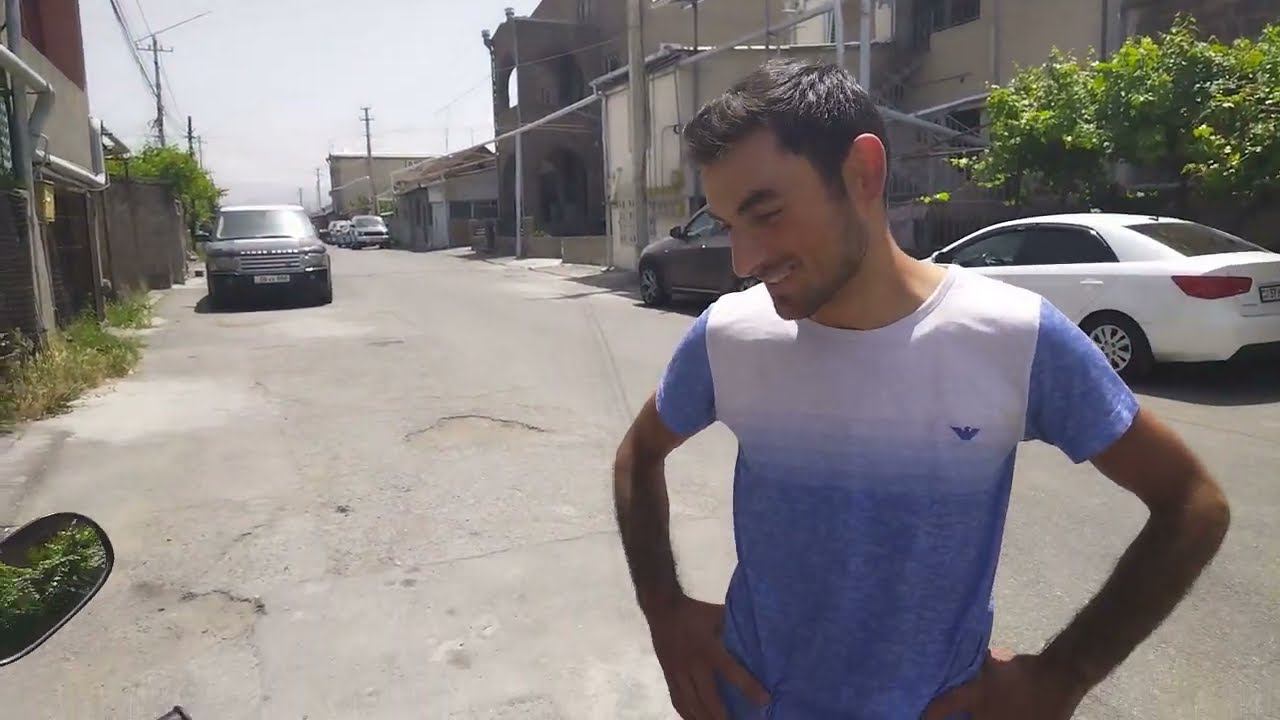 Покатушка с Арутиком по Ереванской столице смотреть онлайн