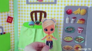 Куклы Пупсики Алиса и ее домик. Играем в развивающую книжку. Quiet developing book. Зырики ТВ