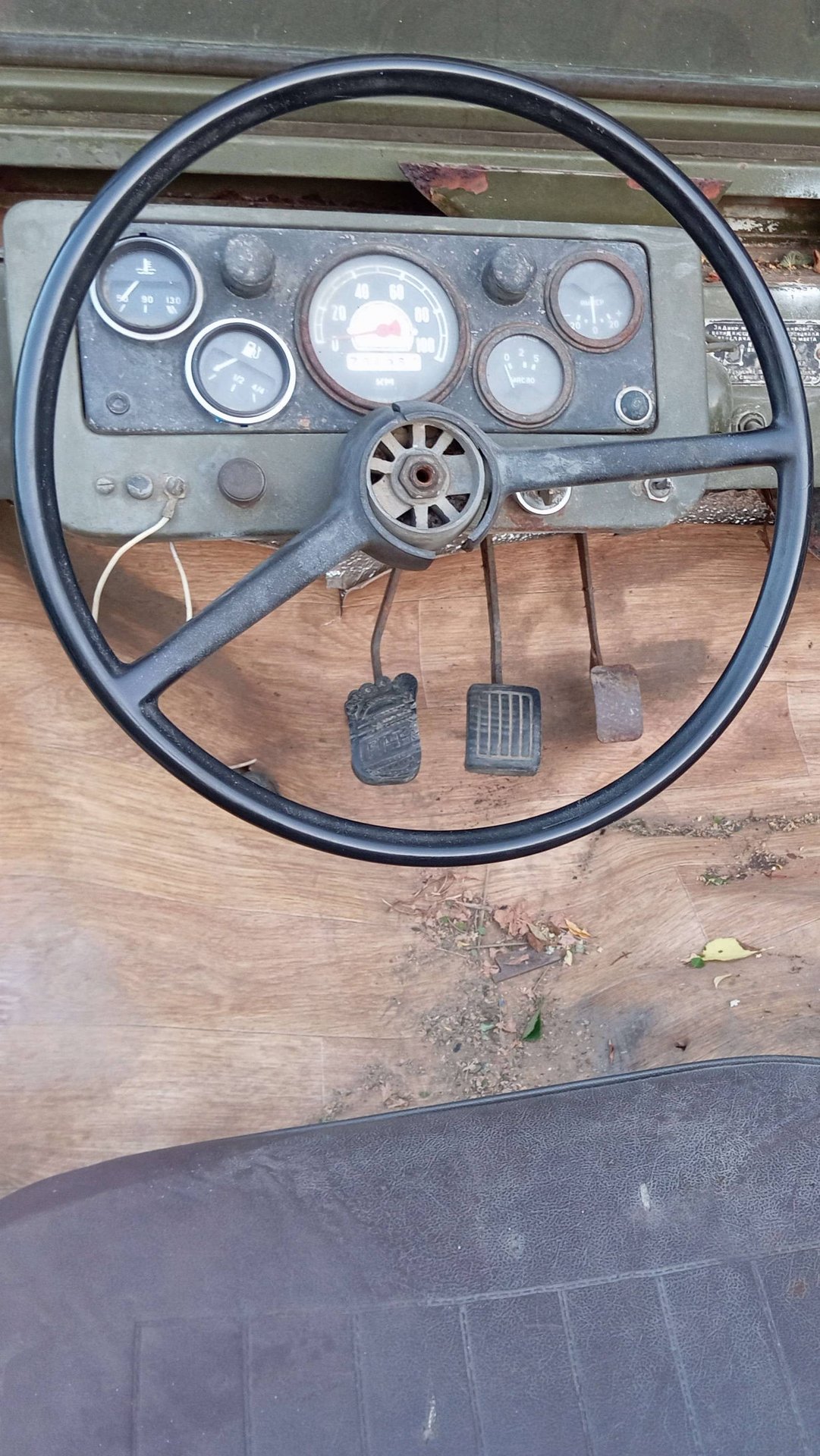 Запуск ЛуАЗ после 3х лет простоя смотреть онлайн