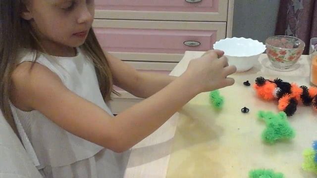 Поделка лягушка из конструктора репейник смотреть онлайн