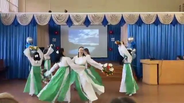 Танец " Матушка земля".mp4