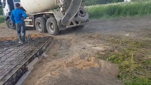 Загородное строительство. Строим фундамент под баню. Баня 3 - Заливка бетона.