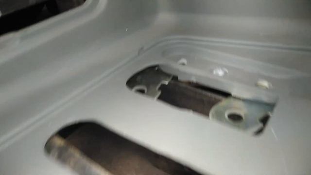 Сороконожка часть 90. Мерседес Актрос 4144к, установка пластиковой подножки взамен подвижной. смотреть онлайн