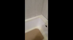 Как защитить от сколов ванну из искуственного камня