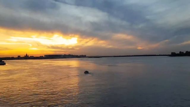 Timelapse (hyperlapse) Sunset on Volga river at Nijniy Novgorod/ Закат на Волге в Нижнем Новгороде смотреть онлайн