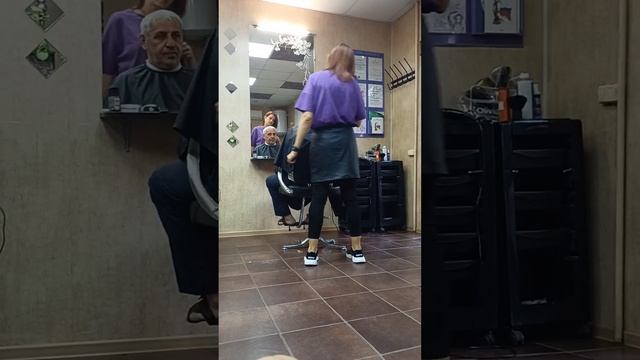 рус в парикмахерской смотреть онлайн