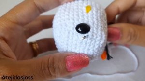 Hello kitty con disfraz de osita amigurumi tejida a crochet