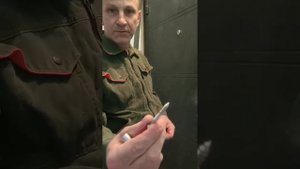 Как вкрутить евровинт в металлоконструкцию.