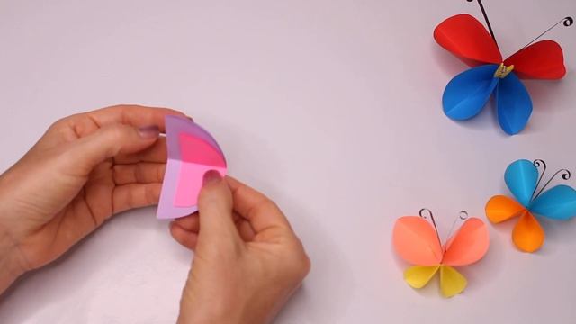 DIY БАБОЧКИ из БУМАГИ своими руками. Очень простая объёмная Бабочка из бумаги смотреть онлайн