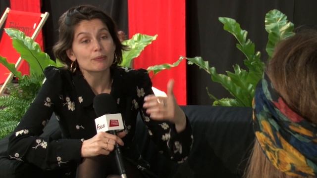 Interview Laetitia Casta Premiers Plans смотреть онлайн