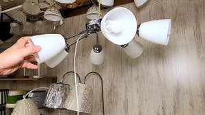 Пластиковые плафоны для люстры. Стоит ли покупать?
