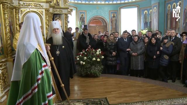 Февраль 2014. Патриарх Кирилл совершил молебен в Казанском соборе Волгограда.