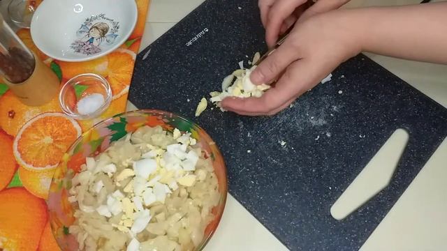 Изумительный пирог с капустой в мультиварке с очень вкусным тестом смотреть онлайн