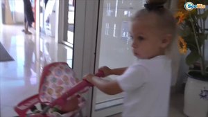 ✔ Baby Born VLOG. We are buying a perambulator for a Doll. Покупаем коляску для Куклы. Серия 8 ✔