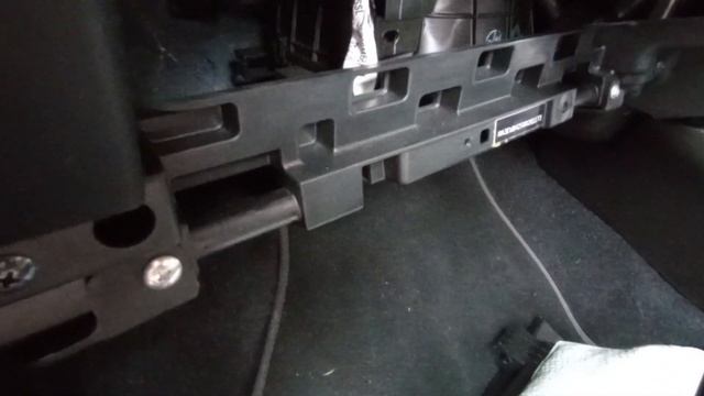 How to replace Cabin (Pollen) Filter Suzuki Baleno 2017 - easy DIY job! смотреть онлайн