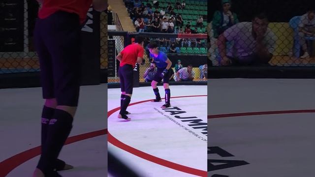 ФИНАЛЬНЫЙ БОЙ ИСМОИЛ ЗАЙНИДДИНОВ ЮНЫЙ ТАДЖИКСКИЙ БОЕЦ-ЧМ TAJMMAF 2023 смотреть онлайн