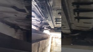 нанесение пушечного сала,на днище автомобиля
