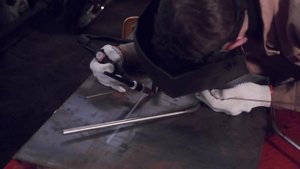 Гнём сисибар (Sissy Bar) TIG сваркой. Фриско чоппер из Harley-Davidson Sportster. Серия 6