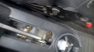 Как подтянуть ручной тормоз на Chevrolet AVEO