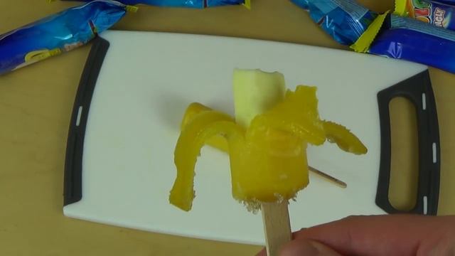 Ice Cream Banana - Nestlé Pirulo Jungly