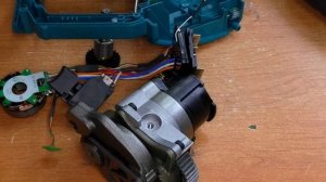 Такой МАКИТЫ Ты Не Видел Японский Аккумуляторный Резчик Шпилек Makita DSC102ZJ
