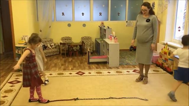 Музей Занимательные куклы. Школа 609. Неваляшка забавная игрушка смотреть онлайн