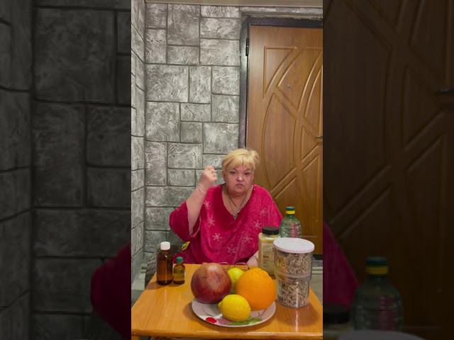 КАК НУЖНО ПРАВИЛЬНО  ОЧИЩАТЬ РАСЧЕСКИ  В ЦЕЛЯХ ГИГИЕНЫ #shorts