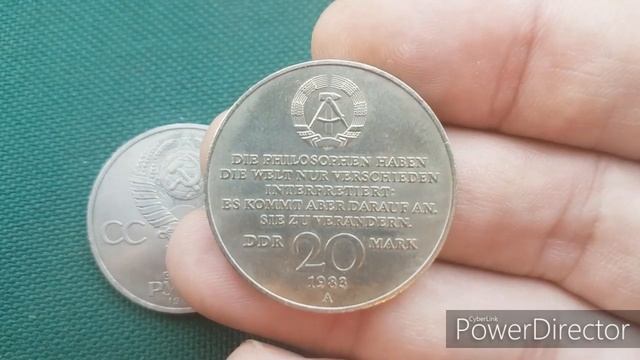 Монета Карл Маркс 1 рубль СССР и  20 марок ГДР 1983 года Сравнительный обзор монет цена и стоимость