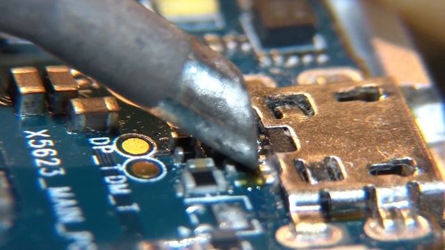 Badly charging smartphone or tablet - causes / Плохо заряжается смартфона или планшет - причины смотреть онлайн