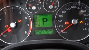 Настройка даты на Ford Focus 2 дорестайлинг своими руками за пару минут.