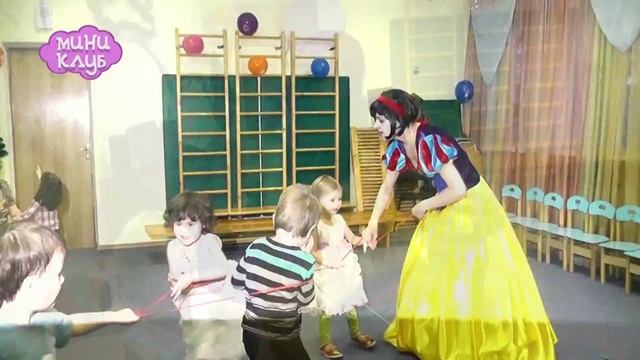 Аниматор "Белоснежка", агентство праздников "Миниклуб" смотреть онлайн