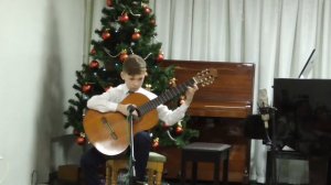 Народная песня "Как под горкой", детская песня "Прогулка" / на гитаре играет Андрей Матковский