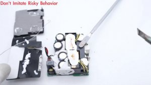 Teardown of OnePlus SUPERVOOC 100W Dual Ports Charger (1A1C)