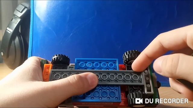 Обзор на самоделку DeLorean из лего смотреть онлайн