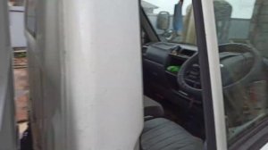 Самосвал Nissan Vanette после покраски.