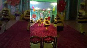 Танец пчелок в старшей группе