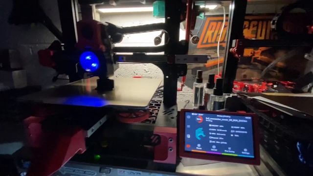 My Ender 3 v2 mods. Klipper. Klipperscreen. Orca/bambu. Trident themed afterburner. Full linear смотреть онлайн