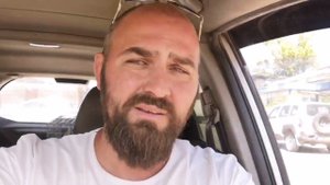 Птичий рынок - торговля, кормление птицы болталка