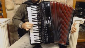 BELTSTUIV120BK - Black Beltuna Studio IV Piano Accordion LMMH 41 120 $5999