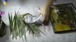 Осенняя поделка из природных материалов в детский сад или школу. Петушок из осенних листьев.