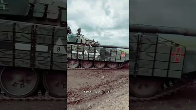 Уничтоженные бронированные машины разминирования Leopard 2R HMBV (Heavy Mine Breaching Vehicle) и др