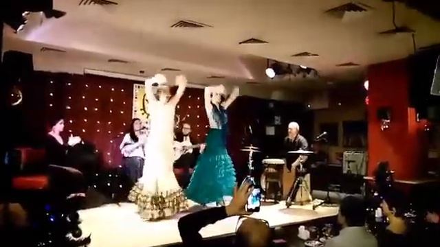 Марина Алешина, Таня Гейт, и Amigos del Arte смотреть онлайн